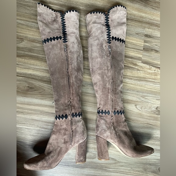 ✨RARE✨ Sigerson Morrison knee high suede boots 🤎 - Picture 8 of 8